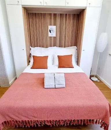 Glamour Dreaming Apartment